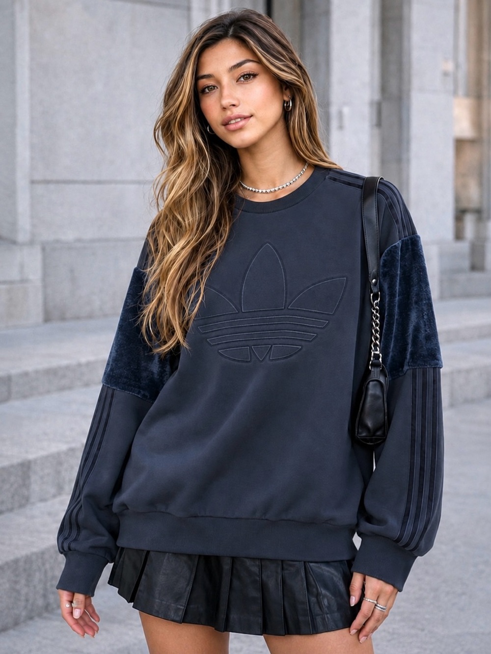 Adidas Originals Oversized Sweatshirt Y2K  Trefoil Velour Blue Velvet Smal